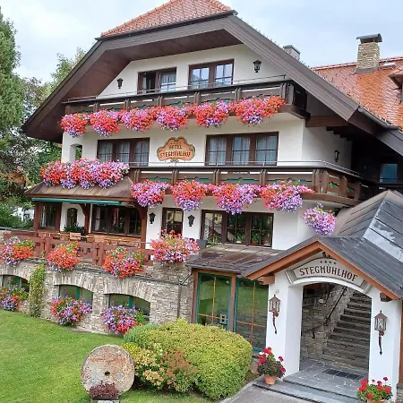 Stegmühlhof 4*