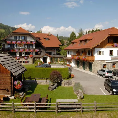 Hotel Stegmühlhof 4*